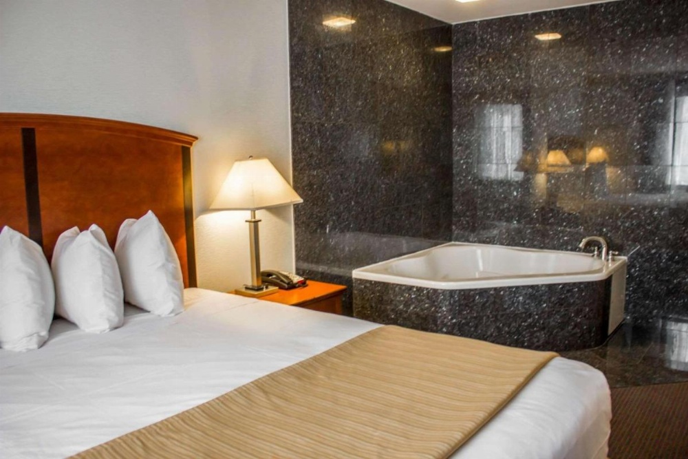 Quality Inn Long Island City - Queensboro Bridge Image 6